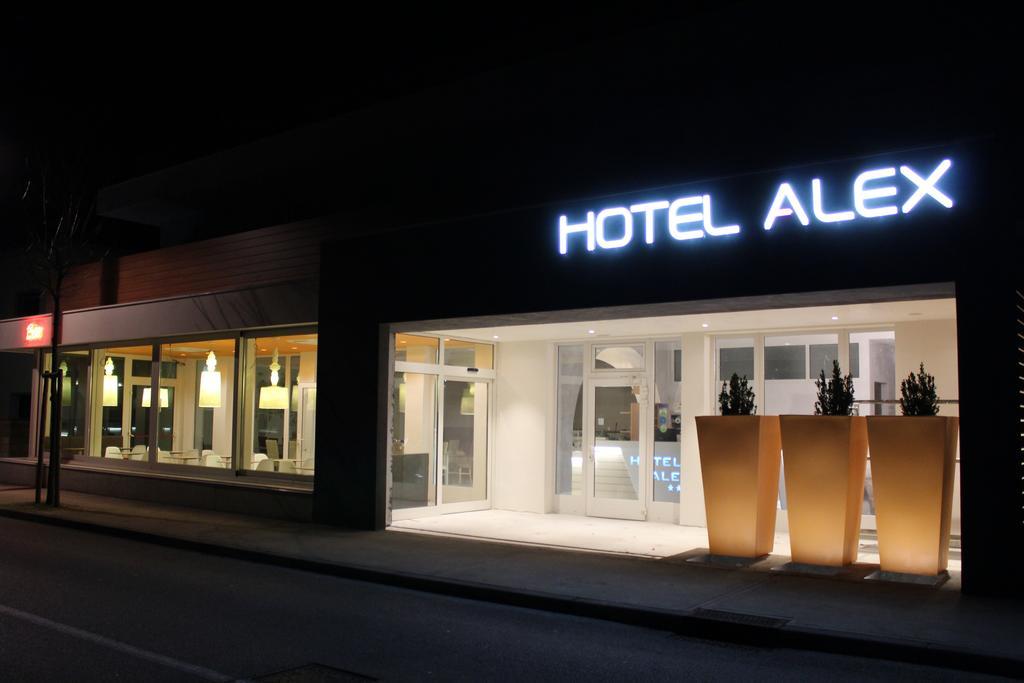 Hotel Alex Lignano Sabbiadoro Exterior photo
