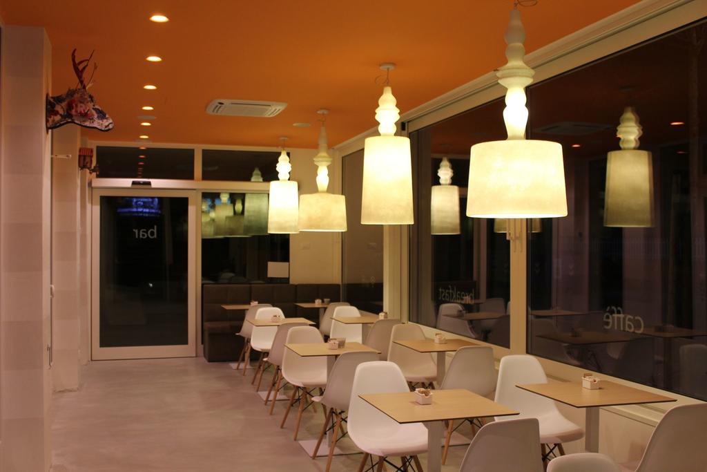 Hotel Alex Lignano Sabbiadoro Exterior photo